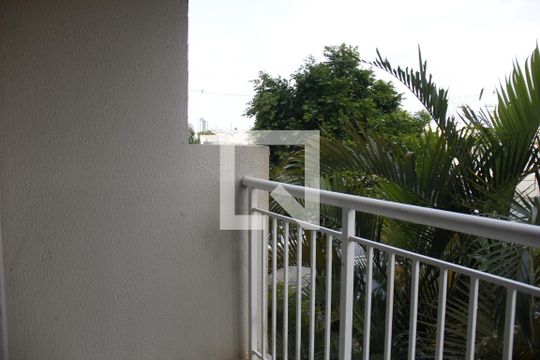 sacada de apartamento para alugar com 2 quartos, 50m² em Conjunto Residencial Irai, Suzano