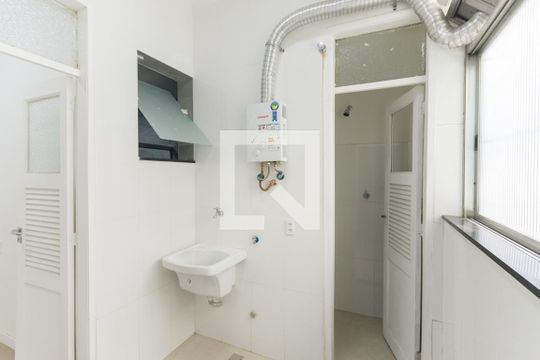Área de Serviço de apartamento para alugar com 2 quartos, 75m² em Maracanã, Rio de Janeiro