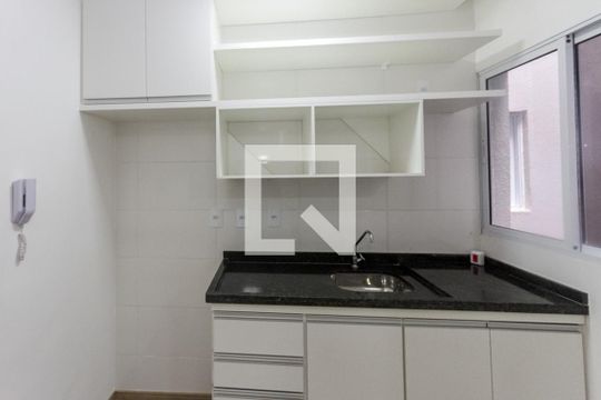 Cozinha de kitnet/studio à venda com 1 quarto, 24m² em Jardim Independência, São Paulo