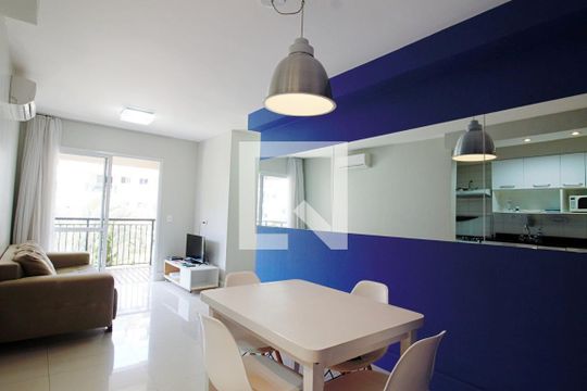 Apartamento à venda com 2 quartos, 68m² em Jardim Leonor, São Paulo