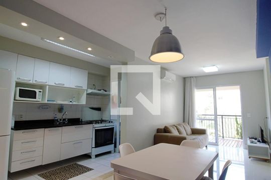 Sala de apartamento à venda com 2 quartos, 68m² em Jardim Leonor, São Paulo