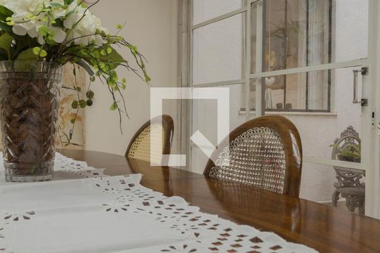 Sala de Jantar de casa à venda com 3 quartos, 300m² em Nova Petrópolis, São Bernardo do Campo