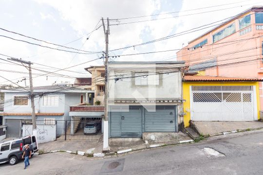 Vista de casa à venda com 4 quartos, 209m² em Jardim Novo, Osasco