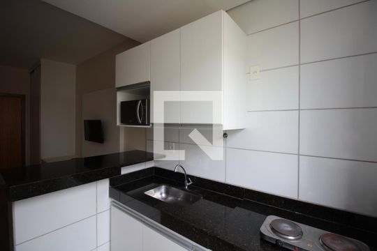 Cozinha e Área de Serviço de apartamento para alugar com 1 quarto, 32m² em Paquetá, Belo Horizonte