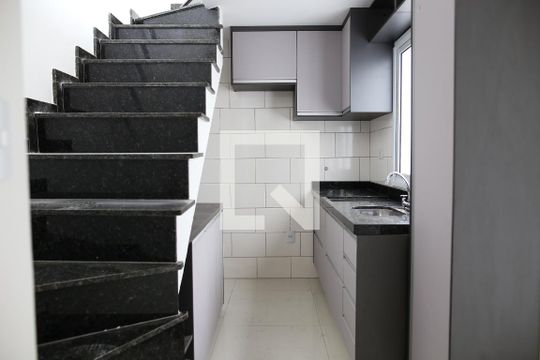 Cozinha de apartamento para alugar com 2 quartos, 88m² em Parque das Nações, Santo André