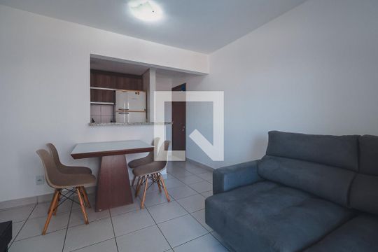 Apartamento para alugar com 2 quartos, 54m² em Village Veneza, Goiânia
