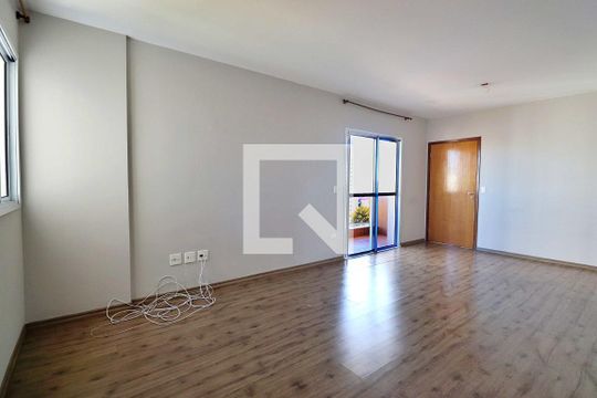Apartamento para alugar com 3 quartos, 90m² em Campestre, Santo André