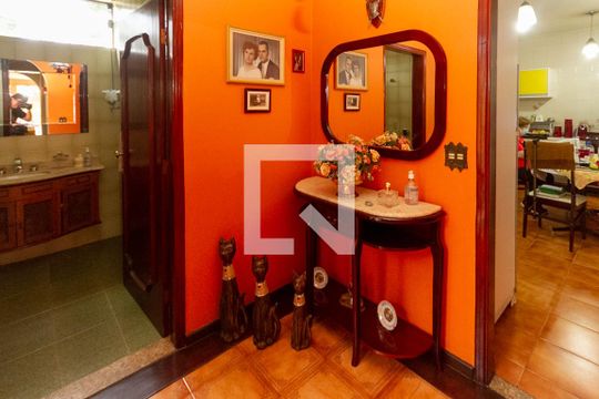 Hall de entrada de casa à venda com 5 quartos, 440m² em Jardim Avelino, São Paulo