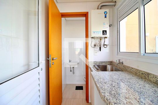 Área de Serviço de apartamento para alugar com 3 quartos, 163m² em Bangú, Santo André