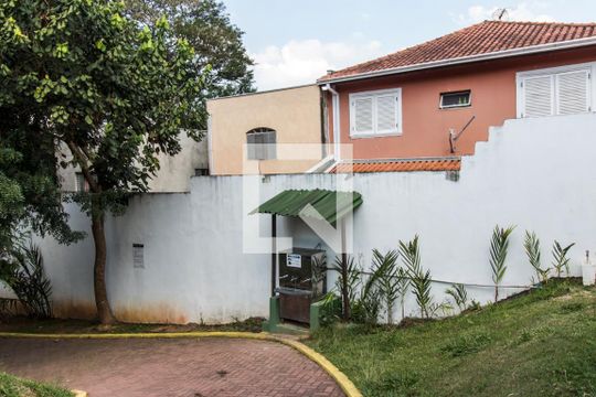 Área comum de casa de condomínio para alugar com 3 quartos, 280m² em Parque Esmeralda, Barueri