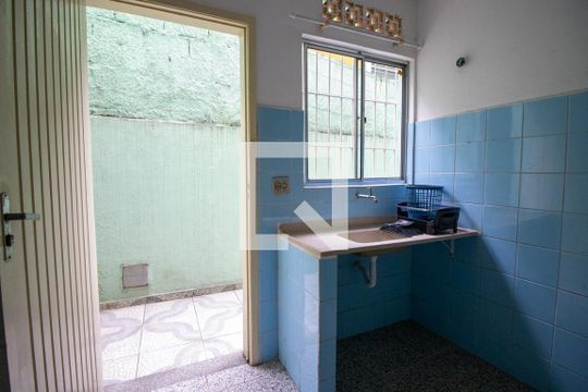 Cozinha de kitnet/studio para alugar com 1 quarto, 25m² em Jardim Oriental, São Paulo