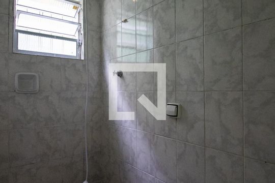Banheiro de kitnet/studio para alugar com 1 quarto, 25m² em Jardim Oriental, São Paulo