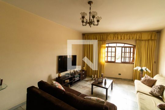 Sala de casa à venda com 3 quartos, 130m² em Cidade Patriarca, São Paulo