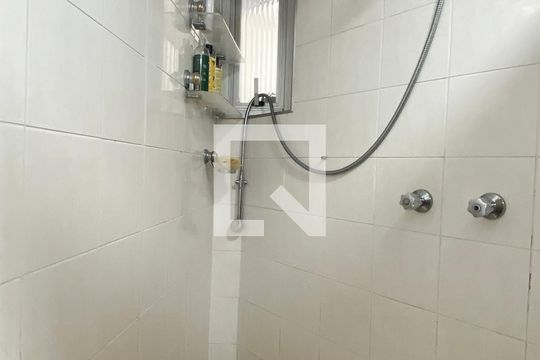 Banheiro Corredor de apartamento à venda com 3 quartos, 83m² em Vila Boa Vista, Barueri