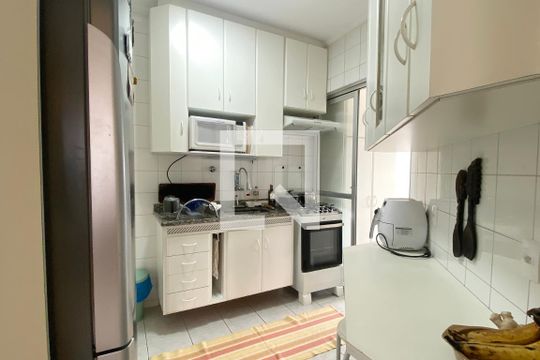Cozinha de apartamento à venda com 3 quartos, 83m² em Vila Boa Vista, Barueri