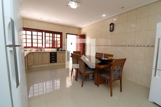 Cozinha de casa à venda com 3 quartos, 150m² em Jardim Santa Maria, São Paulo
