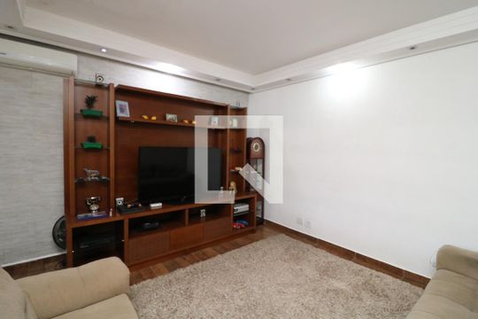 Casa à venda com 3 quartos, 150m² em Jardim Santa Maria, São Paulo