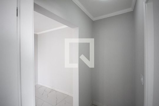 Corredor de apartamento para alugar com 1 quarto, 47m² em Liberdade, São Paulo