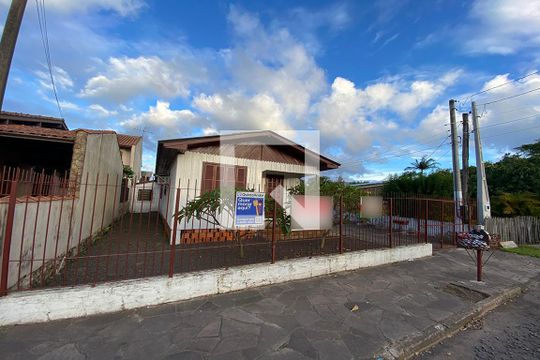 Fachada de casa à venda com 2 quartos, 115m² em Scharlau, São Leopoldo