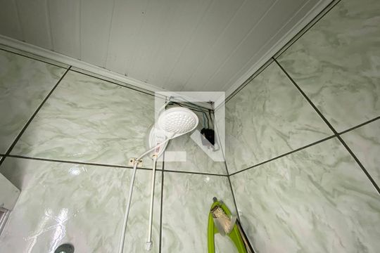 Chuveiro do Banheiro de casa à venda com 2 quartos, 115m² em Scharlau, São Leopoldo