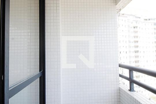 Varanda da Sala  de apartamento à venda com 2 quartos, 60m² em Vila Andrade, São Paulo
