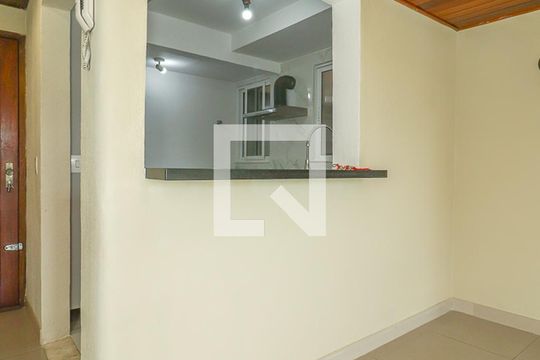 Cozinha de apartamento à venda com 2 quartos, 74m² em Nonoai, Porto Alegre