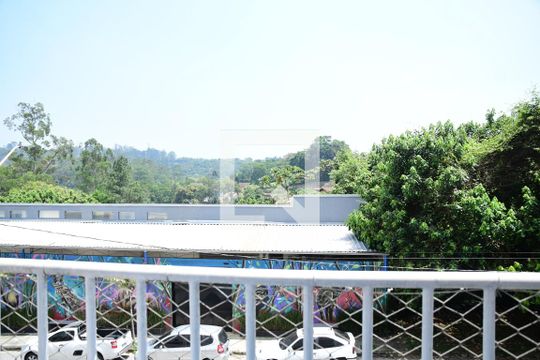 Apartamento para alugar com 2 quartos, 57m² em Granja Clotilde, Cotia
