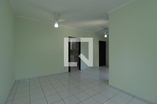 Sala de apartamento à venda com 2 quartos, 70m² em Parque Jaçatuba, Santo André