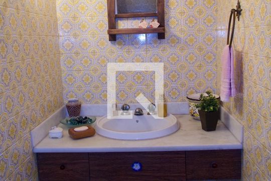 Lavabo de casa à venda com 5 quartos, 436m² em Gávea, Rio de Janeiro