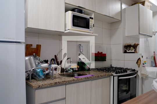Cozinha de apartamento para alugar com 2 quartos, 54m² em Jardim Sao Carlos, Sorocaba