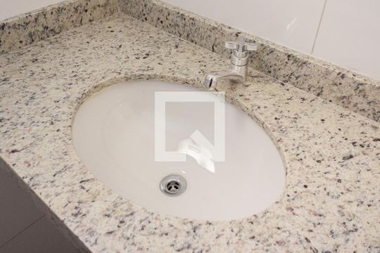 Detalhe Pia de apartamento à venda com 2 quartos, 43m² em Vila Bertioga, São Paulo