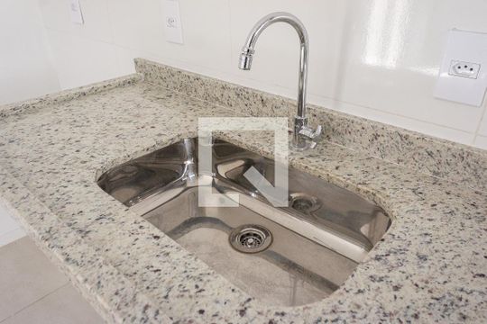 Detalhe Pia de apartamento à venda com 2 quartos, 43m² em Vila Bertioga, São Paulo