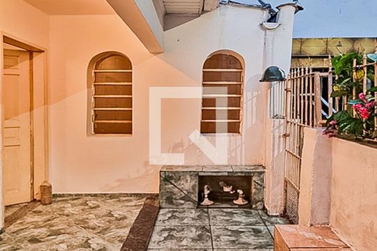 Corredor de casa à venda com 1 quarto, 70m² em Jardim Brasil (zona Norte), São Paulo