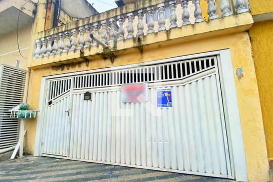 Fachada de casa para alugar com 1 quarto, 40m² em Jardim Ana Maria, Santo André