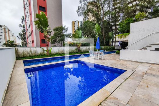 Área Comum - Piscina de apartamento para alugar com 2 quartos, 75m² em Vila Andrade, São Paulo