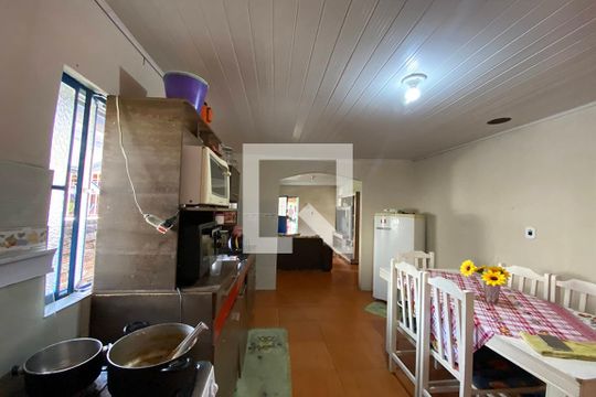 Cozinha de casa à venda com 5 quartos, 160m² em Santa Teresa, São Leopoldo