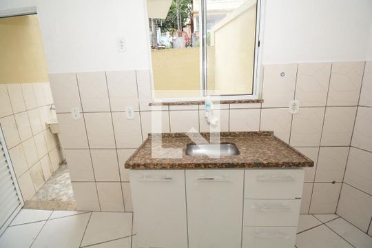 Cozinha de apartamento para alugar com 2 quartos, 80m² em Irajá, Rio de Janeiro