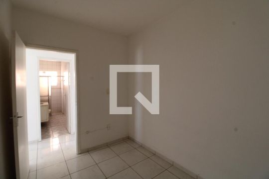 Quarto 2 de casa à venda com 8 quartos, 200m² em Vila Inglesa, São Paulo