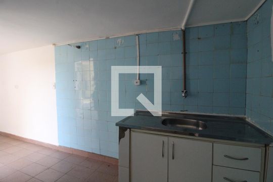 Edícula 2 - cozinha de casa à venda com 8 quartos, 200m² em Vila Inglesa, São Paulo