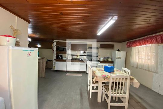 Cozinha de casa à venda com 3 quartos, 70m² em Santa Teresa, São Leopoldo