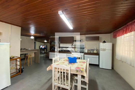 Cozinha de casa à venda com 3 quartos, 70m² em Santa Teresa, São Leopoldo