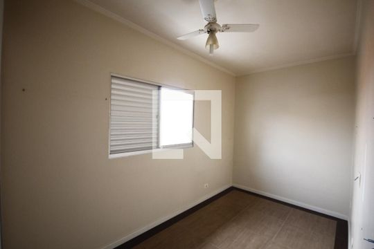 Quarto 1 de casa à venda com 4 quartos, 220m² em Vila Firmiano Pinto, São Paulo