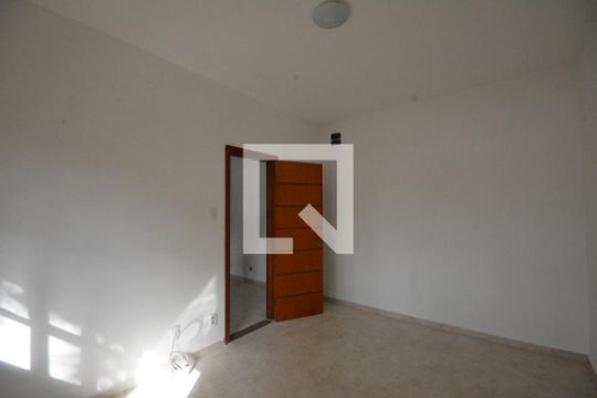 Quarto 1 de apartamento para alugar com 1 quarto, 65m² em Penha, Rio de Janeiro