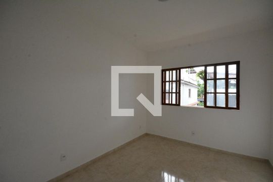 Quarto de apartamento para alugar com 1 quarto, 65m² em Penha, Rio de Janeiro