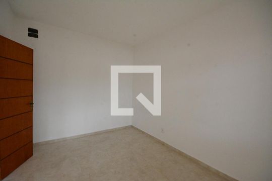 Quarto  de apartamento para alugar com 1 quarto, 65m² em Penha, Rio de Janeiro