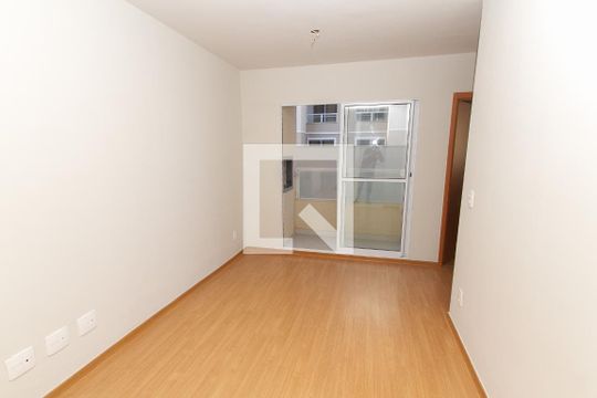 Sala de apartamento à venda com 2 quartos, 46m² em Rubem Berta, Porto Alegre