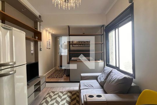 Studio de kitnet/studio para alugar com 1 quarto, 29m² em Centro Histórico, Porto Alegre