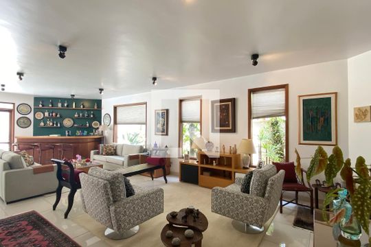 Sala de casa de condomínio à venda com 3 quartos, 340m² em Alphaville, Santana de Parnaíba