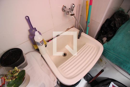 Área de Serviço de apartamento para alugar com 2 quartos, 56m² em Santa Terezinha, São Bernardo do Campo