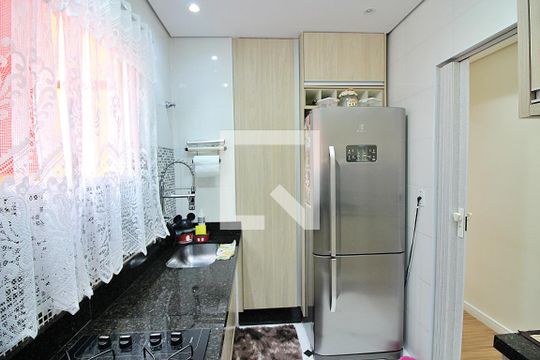 Cozinha de apartamento para alugar com 2 quartos, 56m² em Santa Terezinha, São Bernardo do Campo